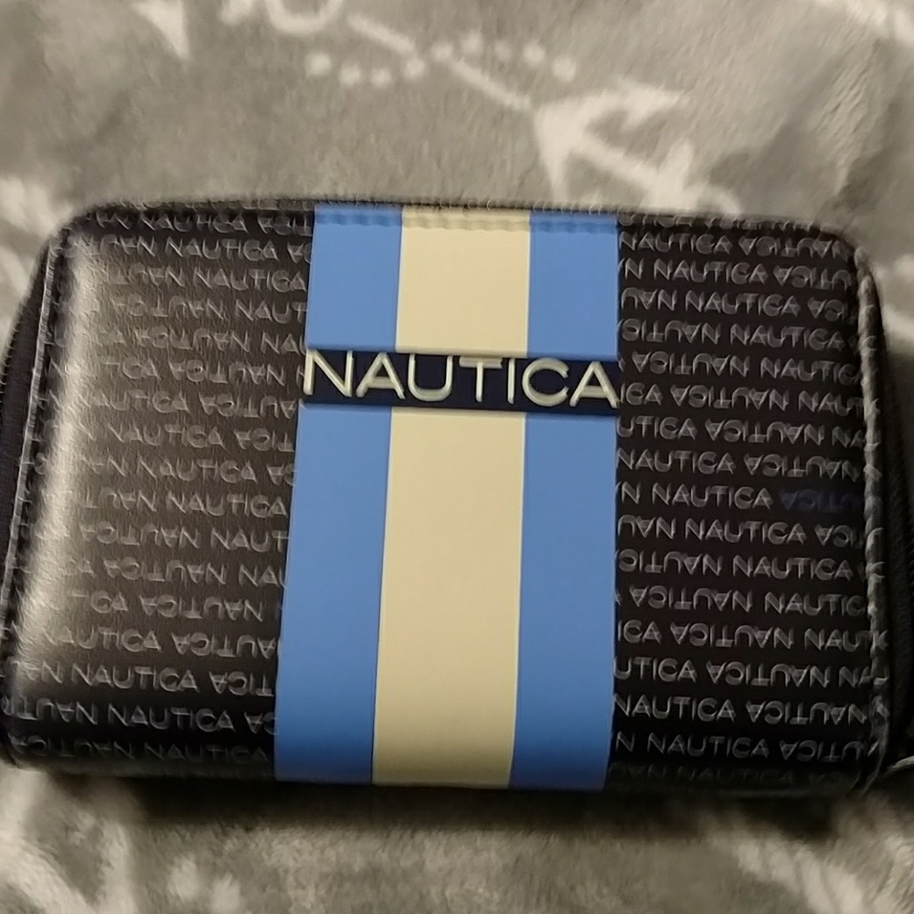 Nautica wallet LIKE NEW